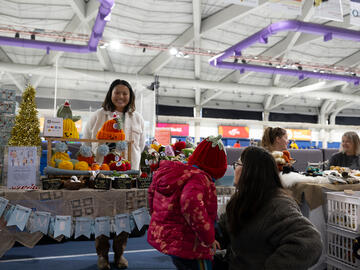 Holiday Market & Skate