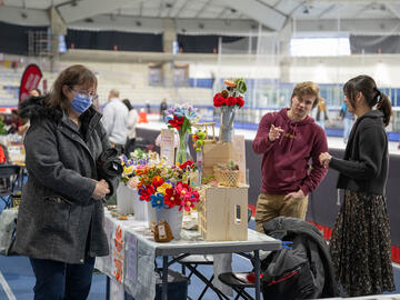 Holiday Market & Skate