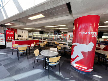 Oval Lounge